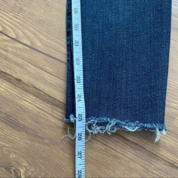 J Brand‎ Capri Distress Size 26 - Picture 8 of 11